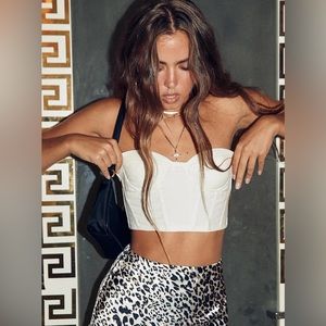 NWT Princess Polly ENDLESS LOVE CORSET TOP WHITE, Size US 2.